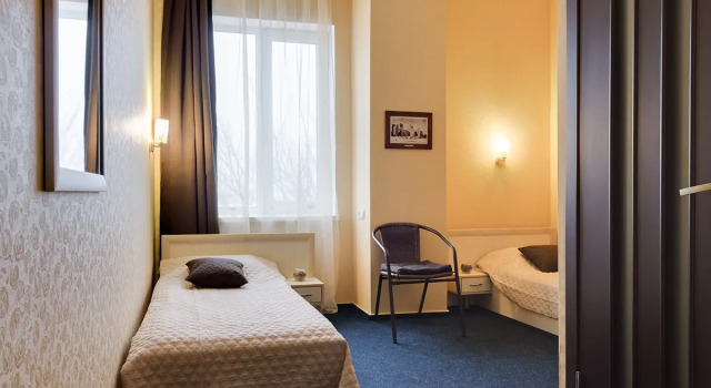 Economy Zimmer Asotel