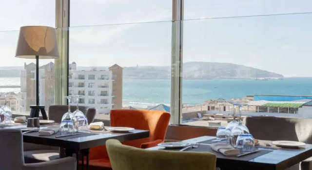 Mandarin Tanger Hotel, Rezerwuj Hotel Hotele w Tanger-Tetouan z parkingiem, Parking