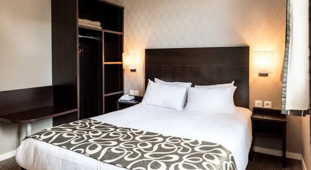 Standart üç kişilik oda Hôtel des Chateaux