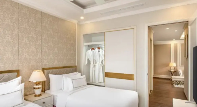Четырёхместный люкс с 2 комнатами Vinpearl Empire Nha Trang, Affiliated by Meliá