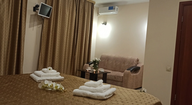 Полулюкс Отель Spa-Hotel Plaza