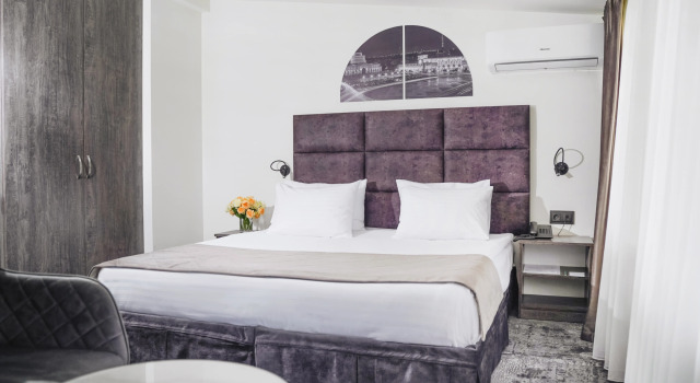 Двухместный номер Standard с балконом Median Hotel, City Center Yerevan