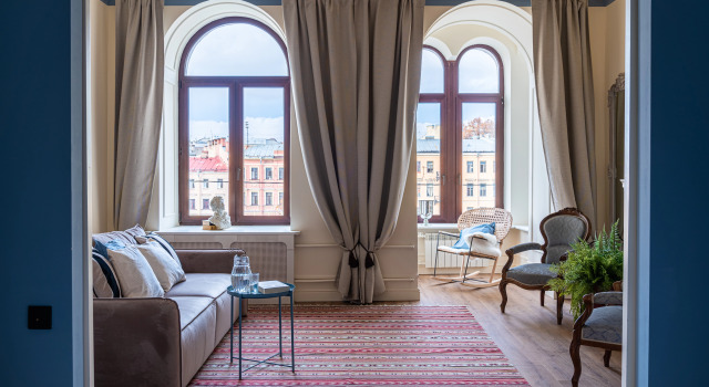 Апартаменты Comfort с 2 комнатами с красивым видом из окна Апартаменты D apartments c 2-мя спальнями, эркером и видом на Фонтанку №26