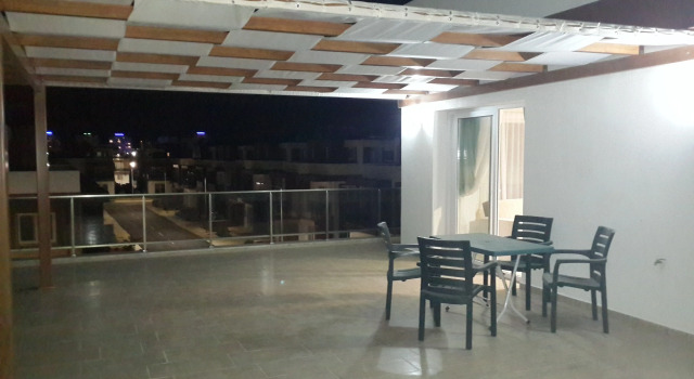 Na Poberezh'e Sredizemnogo Morya Apartments, Book Apartment Hotels in Northern Cyprus with a Pool, Swimming Pool