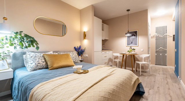 Studiya U Nikolskogo Sobora I Kanala Griboyedova Flat, Rezervovat Apartmán Admiralteyskiy district Petrohrad, poblíž Na Fontanke Molodezhny Theatre