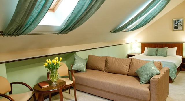 Двухместный номер Deluxe Мансарда Отель Чеховъ