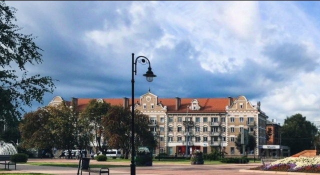 Апартаменты с 2 комнатами с балконом и с видом на город Квартира Уютный центр