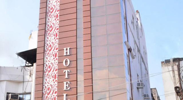 Popular Hotel, Rezervovat Hotel Hotely v Punjab s parkováním, Parkování