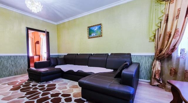 Ertsog Mini-Hotel, Забронировать Отель Отели Домбая с парковкой, рядом с Dombai Ski Lift, Парковка