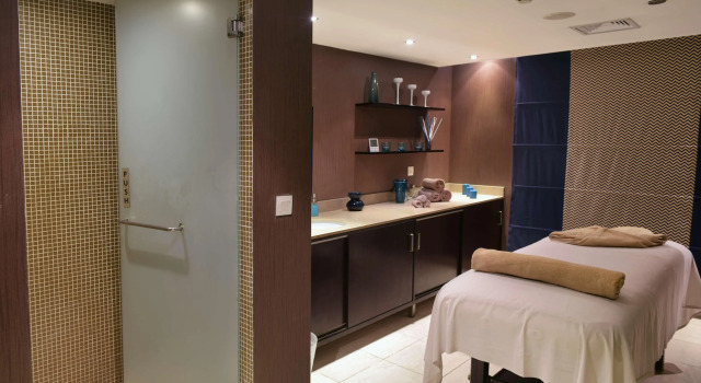 Radisson Blu Hotel, Cairo Heliopolis, Rezervovat Hotel Heliopolis 