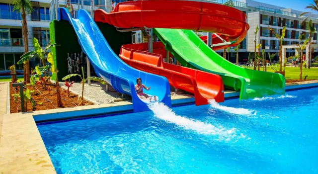 Courtyard Long Beach Holiday Resort, Book Resort Business Hotels in Northern Cyprus, 4* 5*