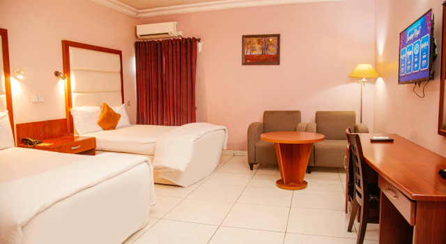 Люкс Отель Denis Abuja