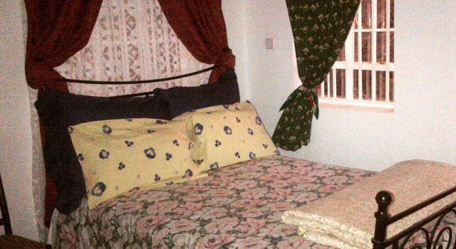Номер Deluxe Charming Home / Bed and Breakfast
