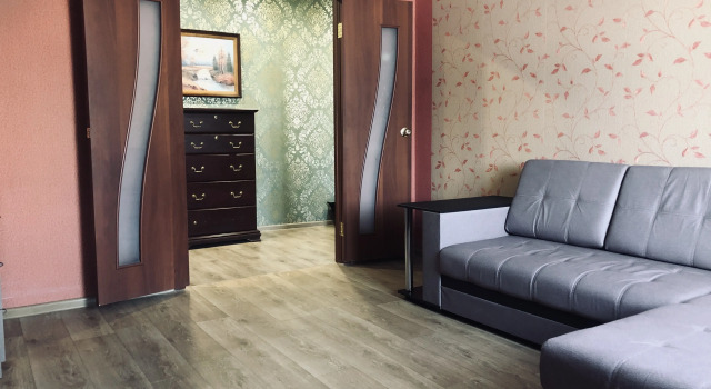 Trehkomnatnye  Apartments, Rezervovat Apartmán Hotely v Bashkortostan s parkováním, Parkování