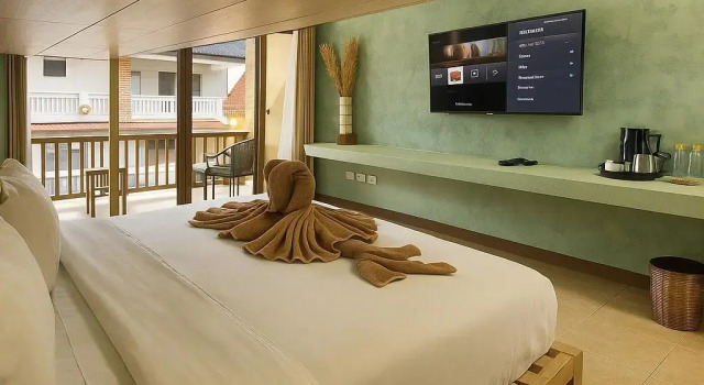 Четырёхместный семейный люкс c 1 комнатой с балконом Отель Casa Solana Patong Beach