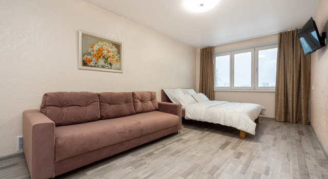 Vmestitelnaya Trekhkomnatnaya Kvartira na Angarskoy Apartments, 预订 公寓 Bolshoy Trostenets 明斯克州