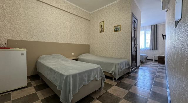 Четырёхместный номер Comfort Гостевой дом Гармония