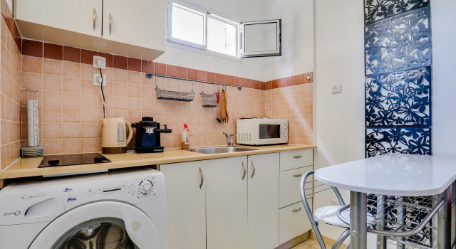 Апартаменты SHaYaSH Brand apartments TLV BY17, Забронировать Апартаменты/квартира Отели Тель-Авива с парковкой, рядом с Пляж Иерусалим, Парковка