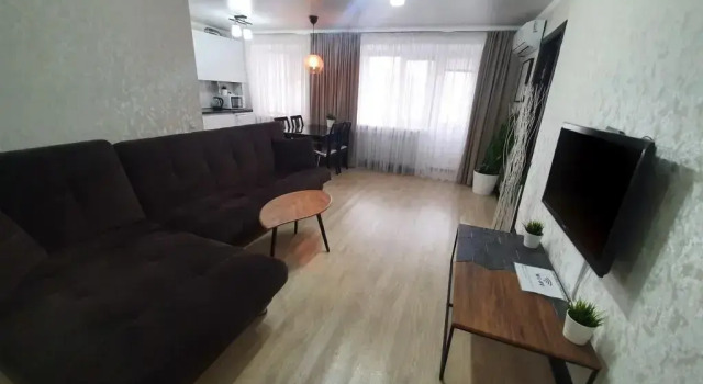 Vitalij HouseRent Dvuhkomnatnaya Po Ulitsy Musy Dzhalilya,21 Flat, Prenota Appartamento Al'met'evsk 