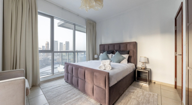 Шестиместные апартаменты с 4 комнатами с балконом Апартаменты Welcome Home in The Residences
