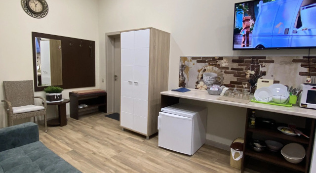 Четырёхместный номер Standard с балконом и с красивым видом из окна Гостевой дом Sunny Village