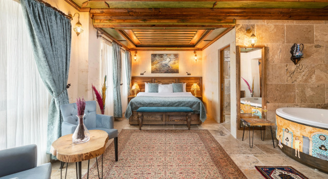 Люкс Deluxe с балконом Cappadocia Acer Cave Hotel