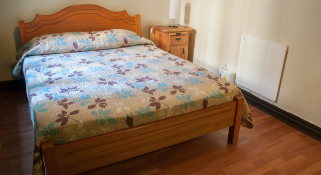 Hostal Forestal, Забронировать Хостел Отели Сантьяго с завтраком, рядом с Муниципальный театр Сантьяго, Завтраки