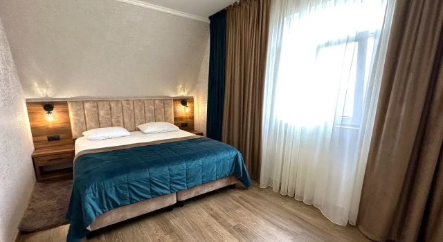 Двухместный номер Comfort с 2 комнатами с балконом и с видом на бассейн База отдыха Аква-Вита
