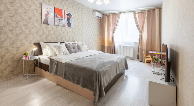 RentPlaza Apartments V Tsentre, Prenota Appartamento Industrial area Samara
