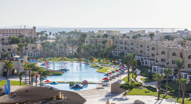 Royal Lagoons Resort & Aqua Park Families and Couples ONLY