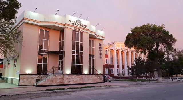 Отель Vardonze