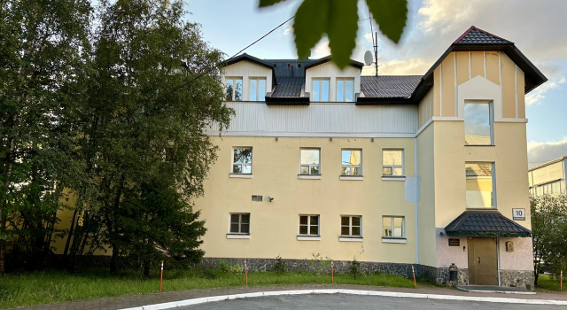 Grand Pinagor S Basseynom I Saunoy Apartaments, Đặt Căn hộ Khách sạn ở Murmansk có hồ bơi, Hồ bơi