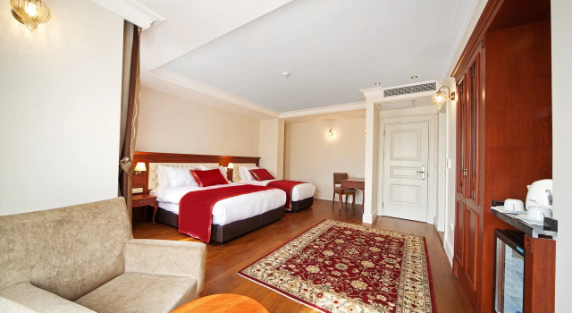 Трёхместный номер Superior Отель Aren Suites