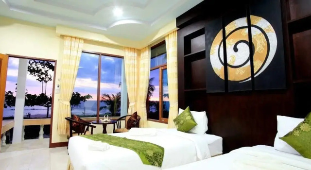 Номер Deluxe с балконом и с красивым видом из окна Курортный отель Amantra Resort & Spa