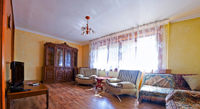 Superior Apartment Lessor 202 Apartments