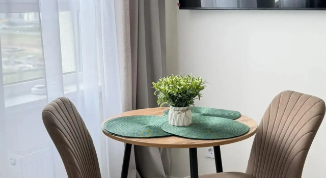 Studiya V Zhk Kosmo Flat, Prenota Appartamento Hotel a Tyumen Region con parcheggio, Parcheggio