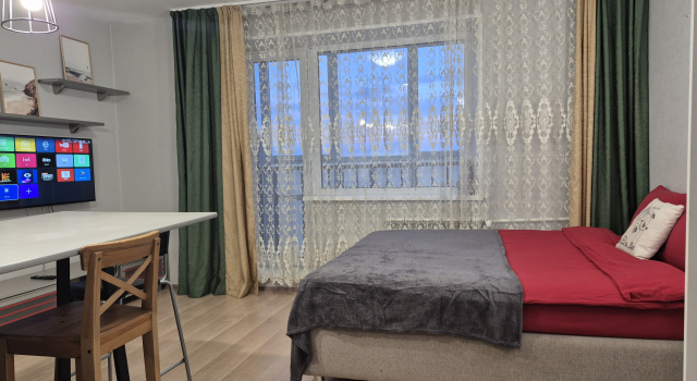 Studiya V Parkovom 2 U Chelsi Flat, Boek Appartement Tsjeljabinsk Chelyabinsk