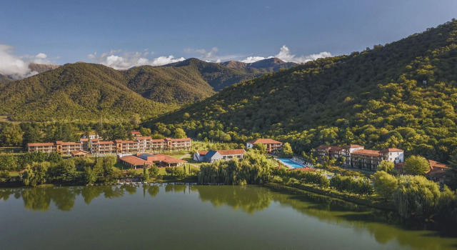 Lopota Lake Resort & Spa, Book Resort Hotels in Telavi with a Pool, Swimming Pool