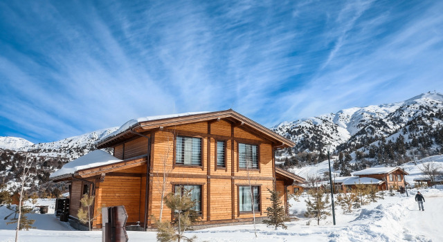 Шале Президентское с видом на горы Курортный отель Le Chalet by Amirsoy