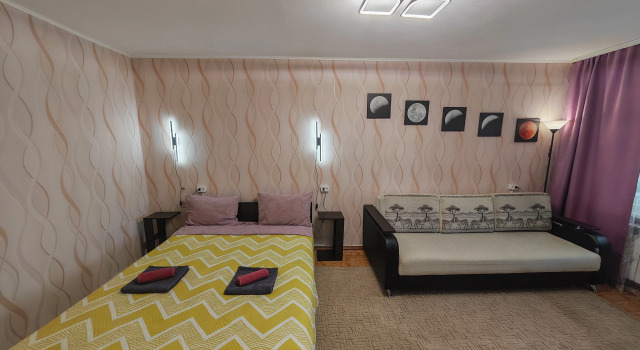 S Razdelnymi Spalnyami Balkonom I Liftom S Krasivym Vidom Flat, Prenota Appartamento Hotel a Murmansk Region con parcheggio, Parcheggio