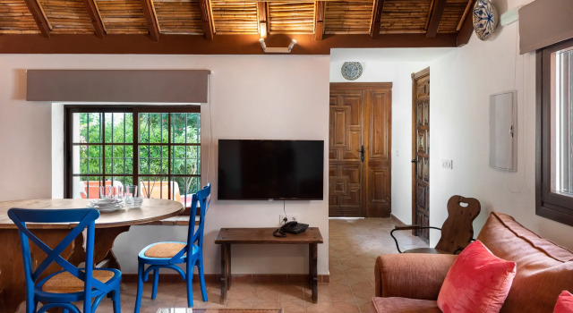 Апарт-отель SUITES CORTIJO FONTANILLA