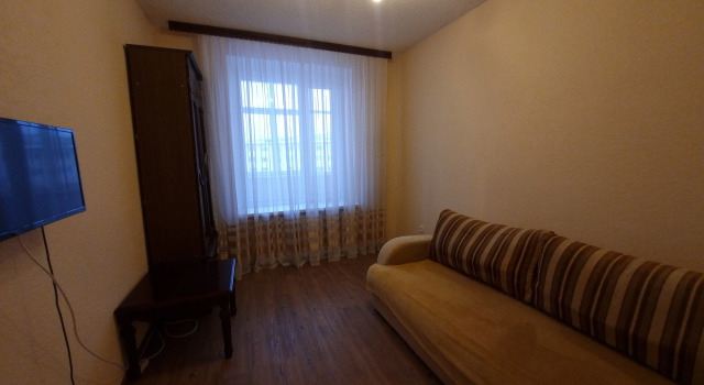 Pl. Kosmonavtov, 3/2 Apartments, Buchen Sie Ferienwohnung Hotels in Oblast Magadan mit Parkplatz, Parkplätze