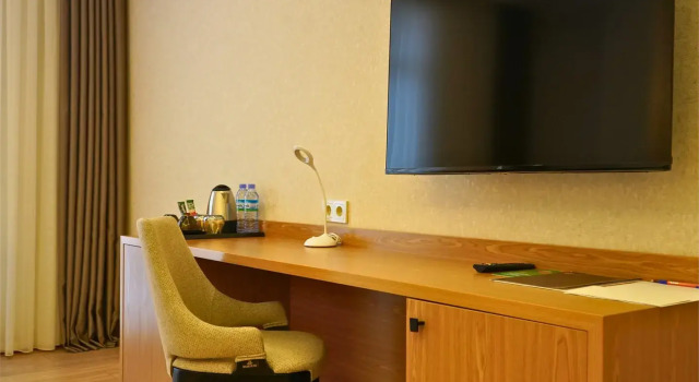 Двухместный номер Superior с балконом Отель Al Anvar Hotel