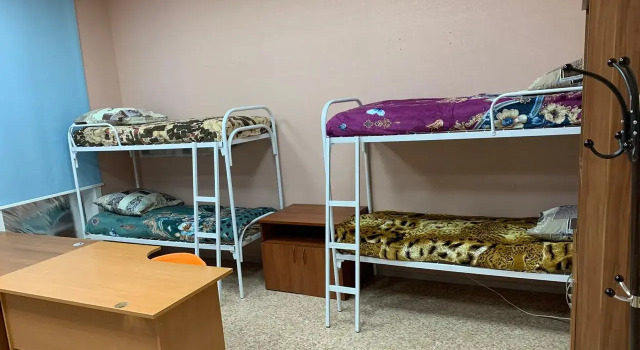 Кровать в общем номере (мужской номер) Хостел "Уптар"