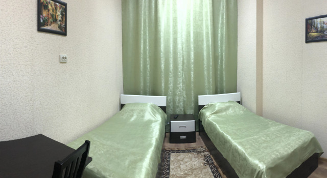 Кровать в общем номере (мужской номер) Хостел ДеЛюкс