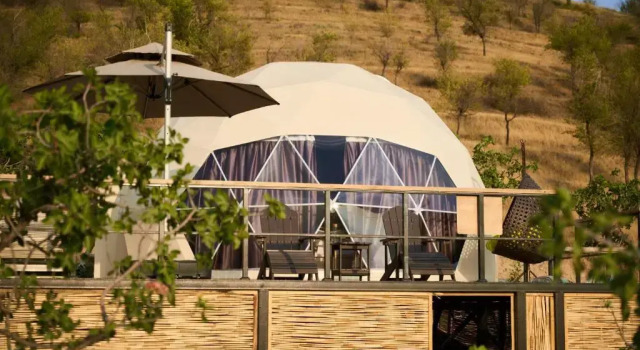 Трёхместный семейный люкс с видом на сад Глэмпинг EcoHouse by Art Hotel