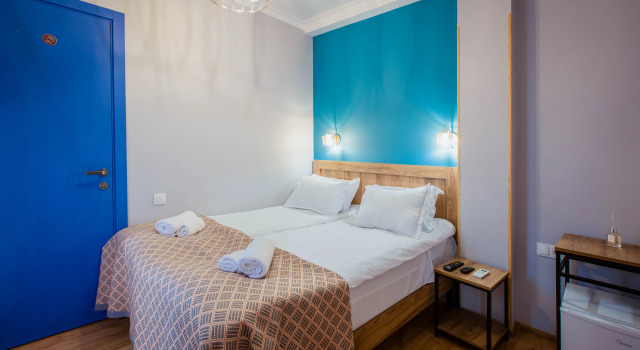 Двухместный номер Economy с красивым видом из окна Отель Central Gate Tbilisi Boutique Hotel