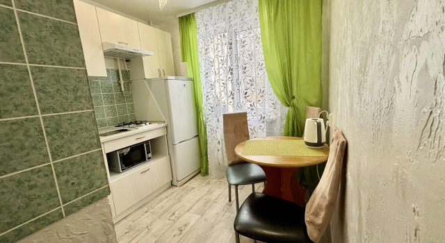 Na Ulitse Narodnaya 45 Flat, Réserver Appartement Hôtels à Pskov Region avec parking, Parking