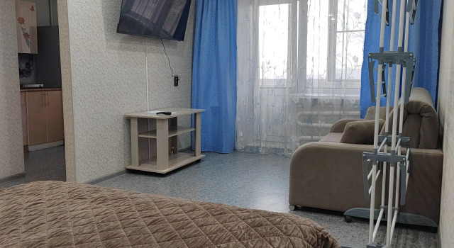 Квартира Чистая и уютная рядом с федеральной трассой М53 для отдыха и времяпровождения, Забронировать Апартаменты/квартира Отели в центре Усолье-Сибирского, в центре
