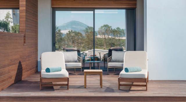 Deluxe (+16 Adult Only) Swim-Up Sea Side room Anda Barut Collection - Ultra All Inclusive